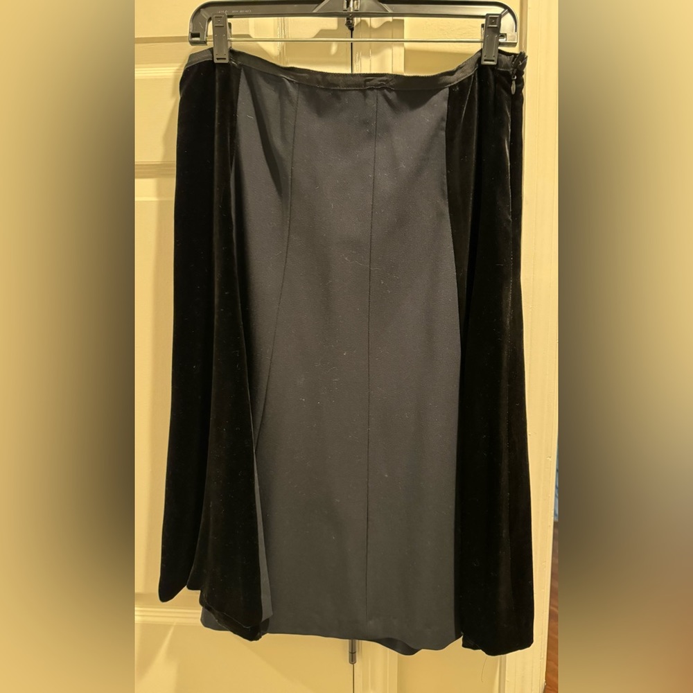 Donna Karan Skirt